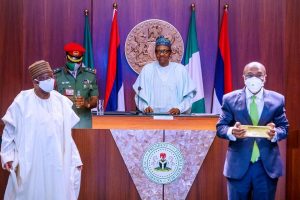 Buhari launches 12.5kg bar of gold worth N268 million