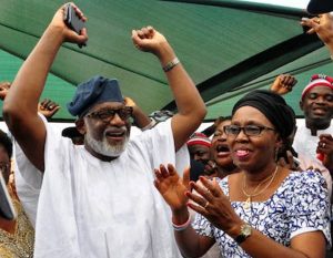 AKEREDOLU-JUBILATION-IN-HIS-RESIDENCE-AT-OWO-1