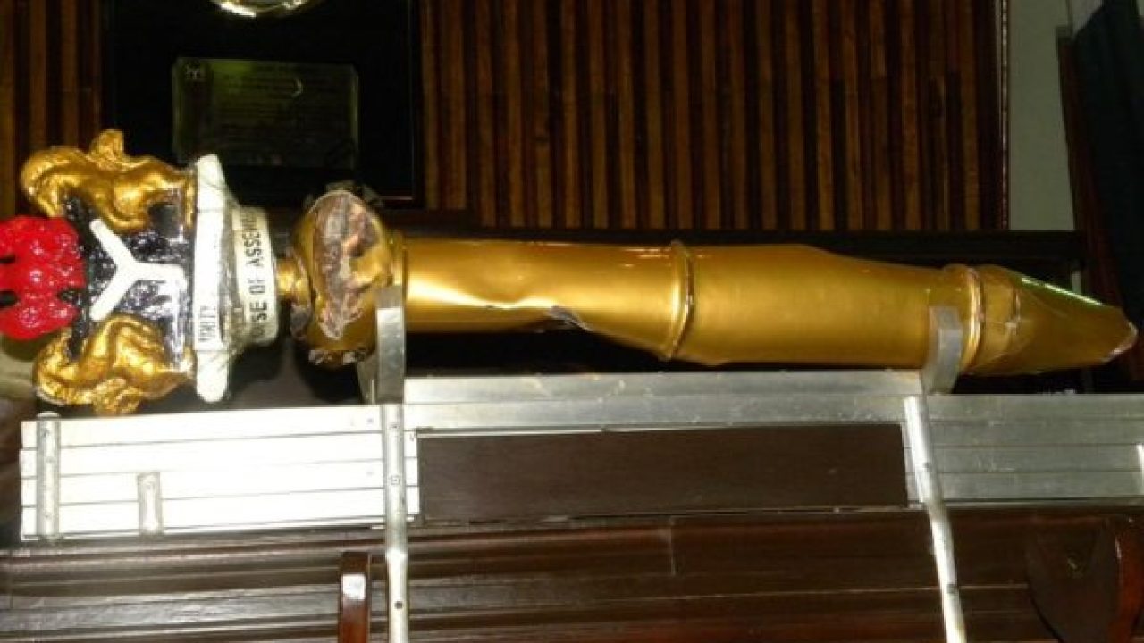 Mace-at-the-House-of-Assembly-e1528909170331
