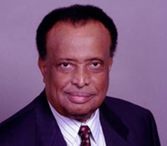 0bbb6e2e-walter-carrington-696×610
