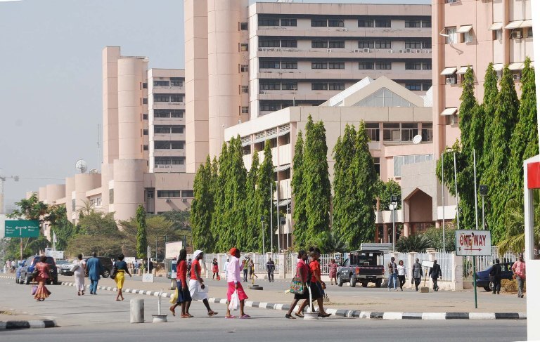Federal workers on grade levels 12 and 13 ordered to resume work