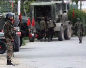 Security-personnel-in-Indian-controlled-Kashmir