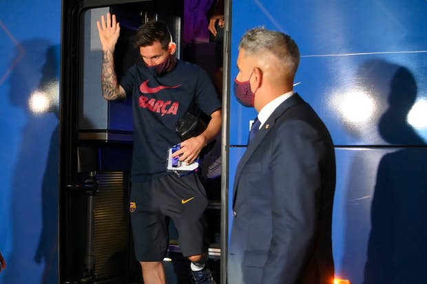 https—images.saymedia-content.com-.image-MTc0OTgzMDMzNzQzNDg0ODk2-topshot-fbl-eur-c1-barcelona-bayern-munich