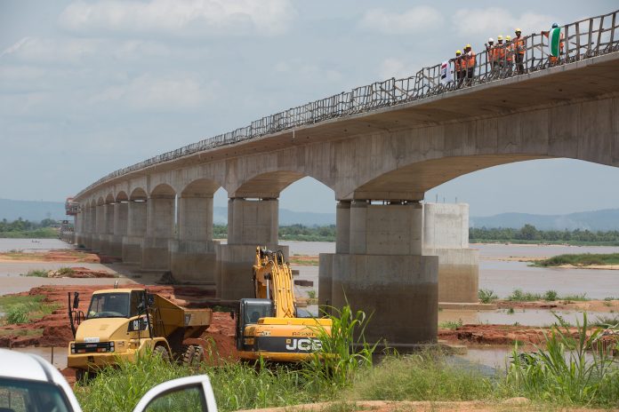 niger-bridge-696×464