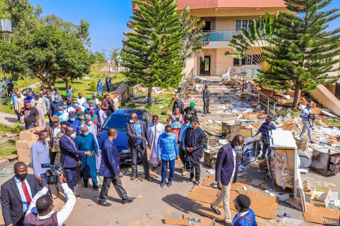 Vandalised residence of former Speaker of the House of Representatives, Hon Dogara Yakubu in Jos, visited by Gov Simon Lalong of Plateau and members of Plateau Caucus at the National Assembly on Tuesday in Jos