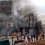 endsars-hoodlums-set-police-station-ablaze-in-orile-lagos-video