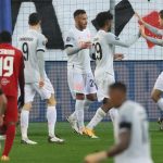 Bayern Munich crush Salzburg 6-2 to make it 14 wins in a row