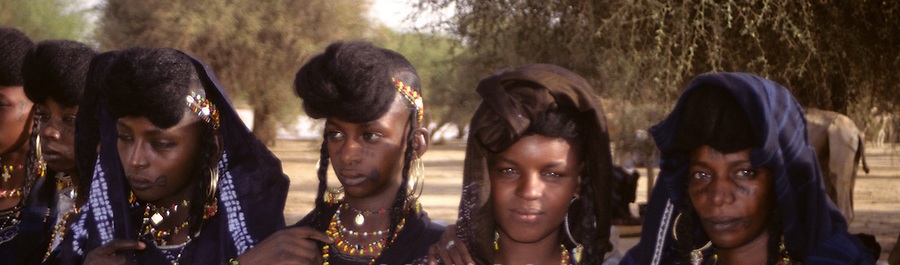 77z-350-22-fulani-women