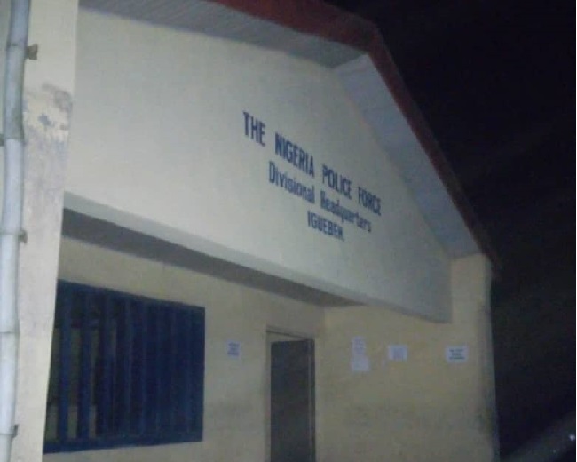 Divisional-Police-Headquarters-Igueben-Edo-State-attacked-by-suspected-armed-robbers-on-Monday-night.