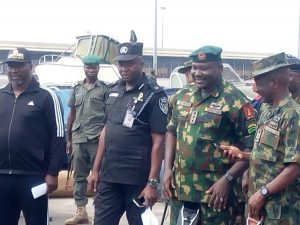Warri-guard-of-honour