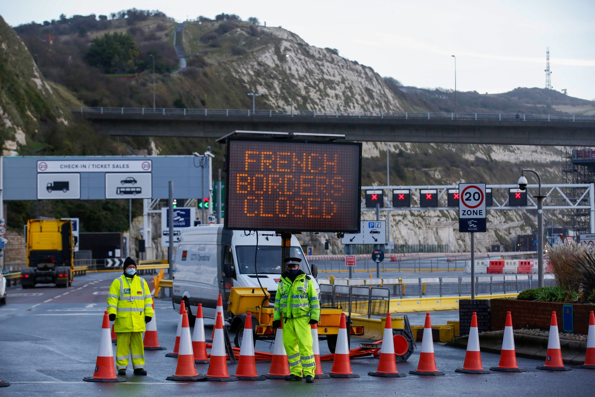 UK reaches deal with France to allow trucks to cross border from Wednesday