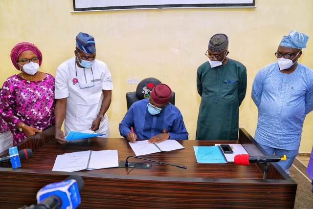 2021-budget-signing-1