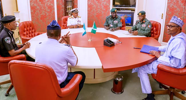 Buhari-and-Service-chiefs-1