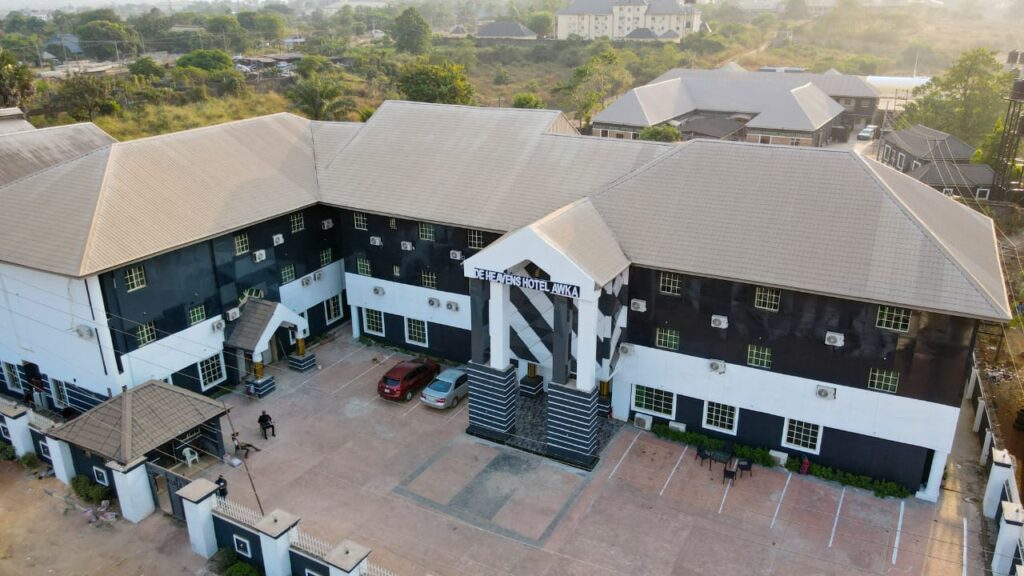 Hotel3