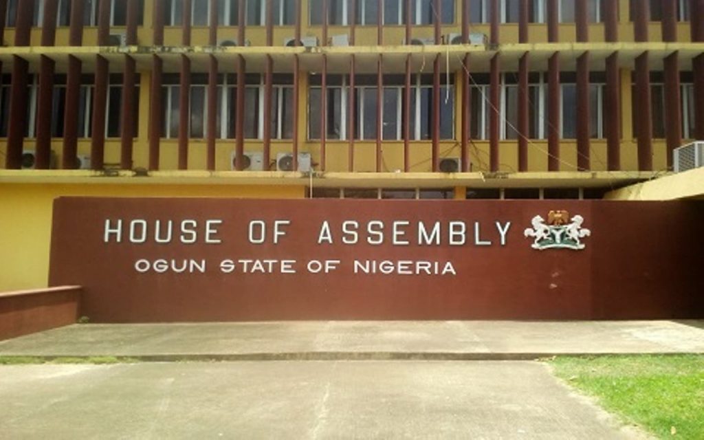 Ogun Assembly seeks governor’s, NASS intervention over indiscriminate killings by Customs officers