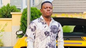 Seyi1