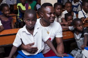 Foundation feeds 1,000 Calabar orphans at yuletide