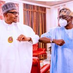 President Muhammadu Buhari (l), Lagos Governor Babajide Sanwo-Olu (r)
