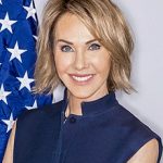 220px-Kelly_Knight_Craft