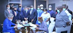 FG signs $1.959 billion Kano-Maradi railway line