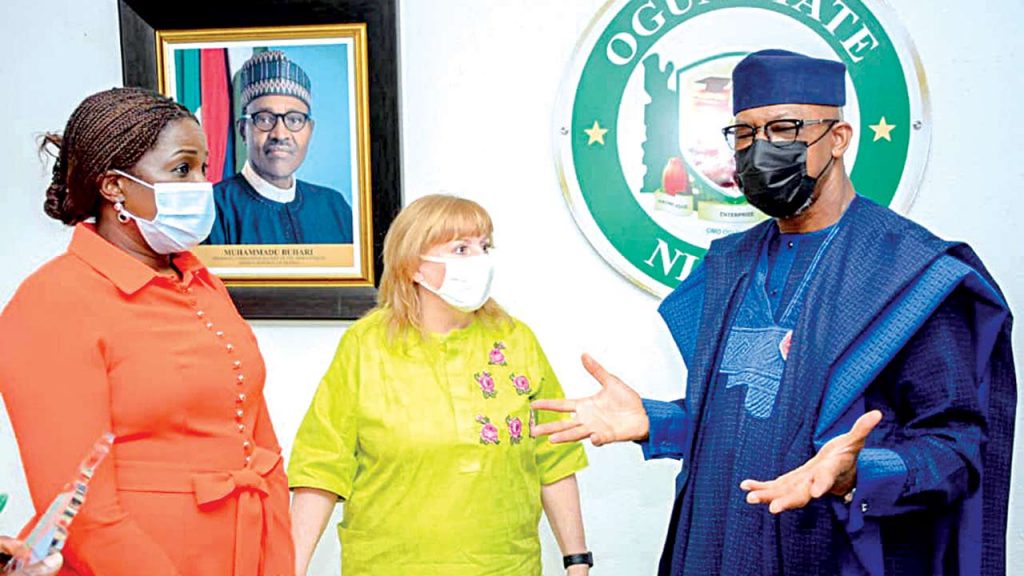 Ogun Commissioner for Health Tomi Coker (L), Governor Dapo Abiodun (R)