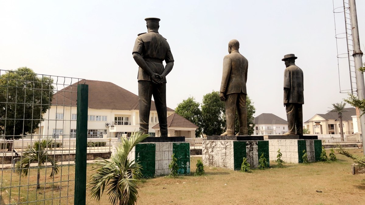 1200px-Hero’s_Square_Owerri