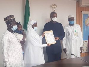 Onyeama presents certificate to Bauchi medical student abandoned in Egypt