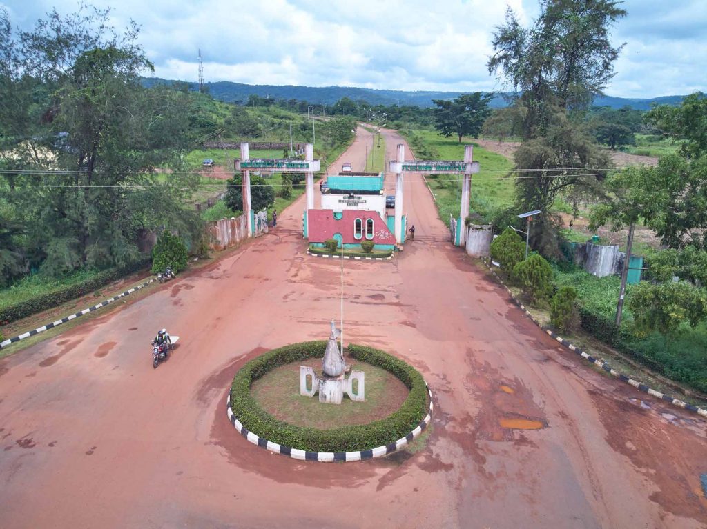 FG intervenes in 43 road projects in tertiary institutions