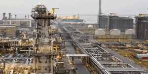 Rivers community begs Buhari for intervention over NLNG Train 7 project