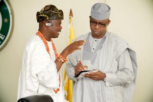 Oba Kehinde Olugbenle (L), Ogun Governor Dapo Abiodun.jpg_large