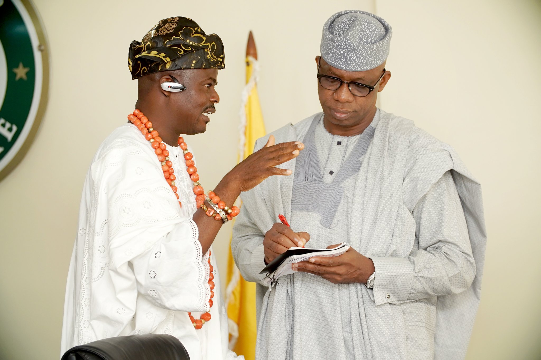 Oba Kehinde Olugbenle (L), Ogun Governor Dapo Abiodun.jpg_large