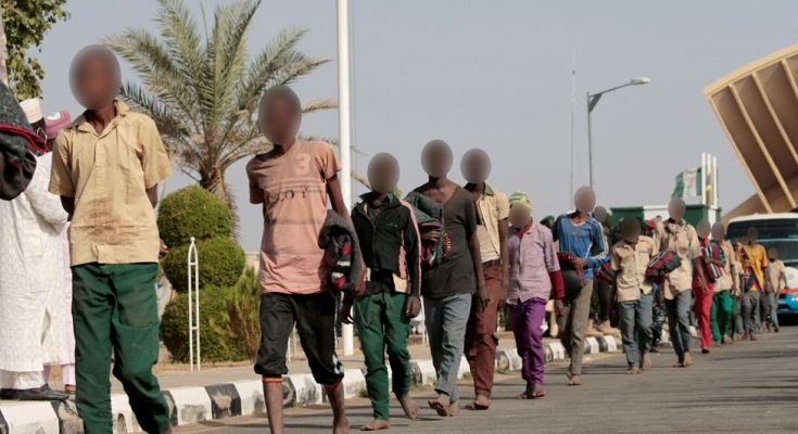 116154401_freed_nigerian_schoolboys_1_reuters-1-735×400