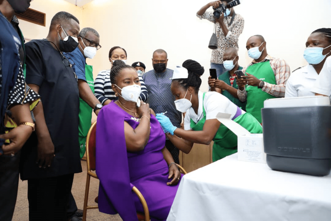 Deputy Governor of Rivers State Dr Ipalibo Harry-Banigo receiving COVID-19  vaccine at the Government House, Port Harcourt, on Tuesday, March 16, 2021