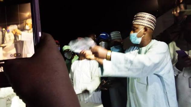 Deputy Governor Kadafru receives the vaccine consignment