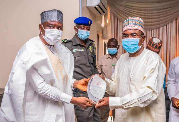 Adamawa Governor Ahmadu Fintiri (L), NDLEA Chairman Buba Marwa (R)