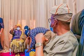 Gov. Oyetola, wife