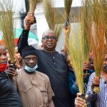 Hon Edozie Madu (m) with APC ward leaders in Owere-Ezukala
