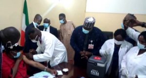 Taraba Governor Ishaku recieves AstraZeneca COVID-19 vaccine