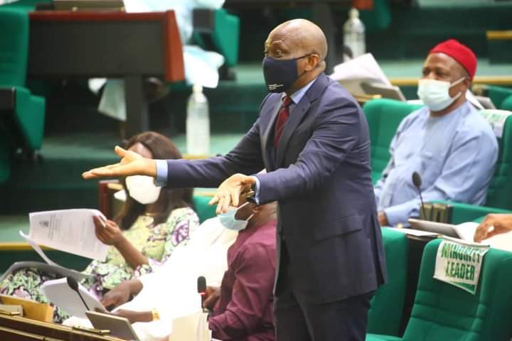 Minority-Leader-Hon-Ndudi-Elumelu-presenting-the-motion-on-the-floor-of-the-House