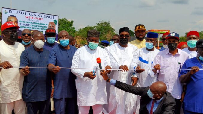 Rural-development-Gov.-Ugwuanyi-inaugurates-22.443km-Neke-Mbu-Ogbodu-Abba-Obollo-Etiti-road-678×381