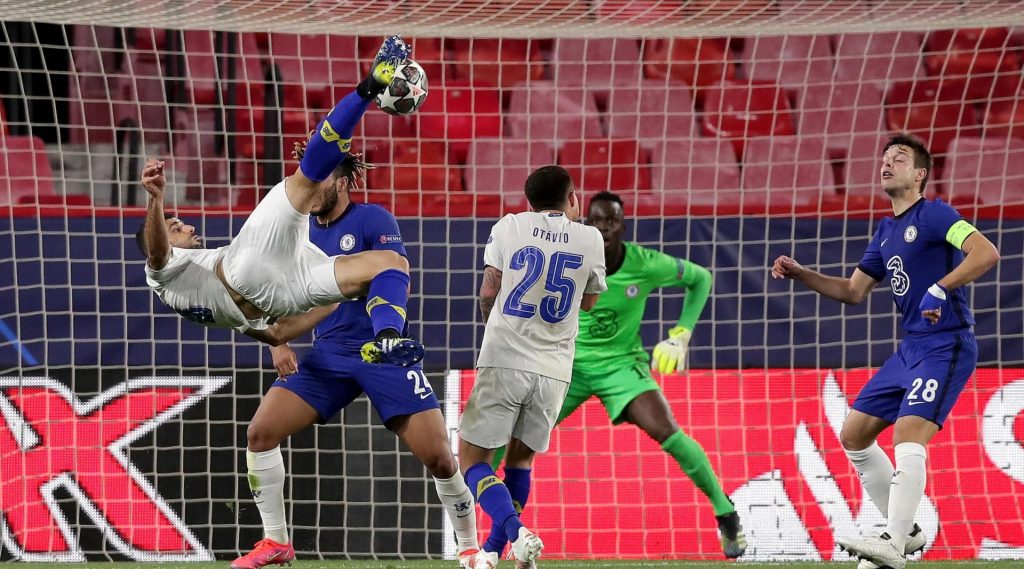 Chelsea see off Porto to reach semis despite Taremi stunner