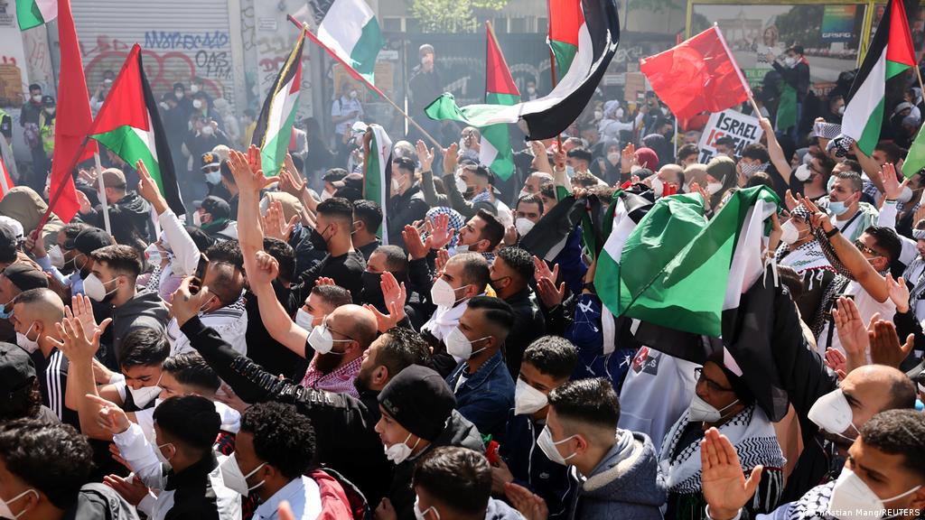 Pro-Palestinian protests held in Germany amid heightening tensions