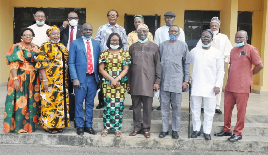 Prof Obi (standing, middle); Chairman, Presidential Visitation Panel to University of Calabar, Prof Bamiro, (beside VC, standing right); Dr Gab Egbe (beside VC, standing left) and others
