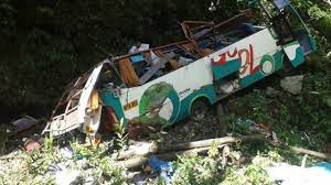 17 die in bus crash in northern Peru