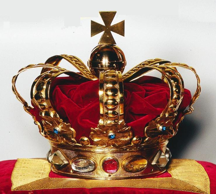 Crown-the-trent