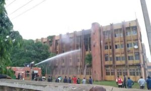 update-one-in-critical-condition-as-fire-guts-delta-federal-secretariat