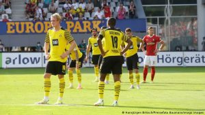 Borussia Dortmund lose at Freiburg, joy for promoted Bochum after wonder goal