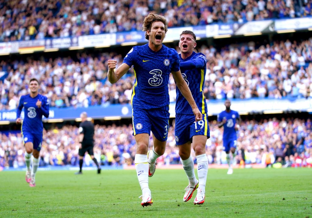 European champions Chelsea set ball rolling with emphatic 3-0 win over Crystal Palace