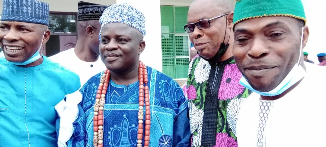 Onisan of Isan Ekiti Oba Gabriel Adejuwon (middle) arriving the venue of his inauguration as Chairman, Ekiti State Council of Traditional Rulers