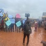 Edo: Landlords and residents protest bad state of Ekhehuan-Ugbuiyoko road